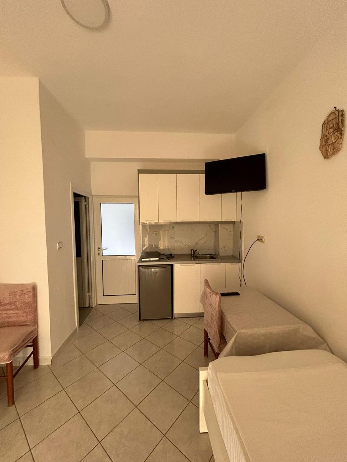 Caushi Apartments クサミル エクステリア 写真